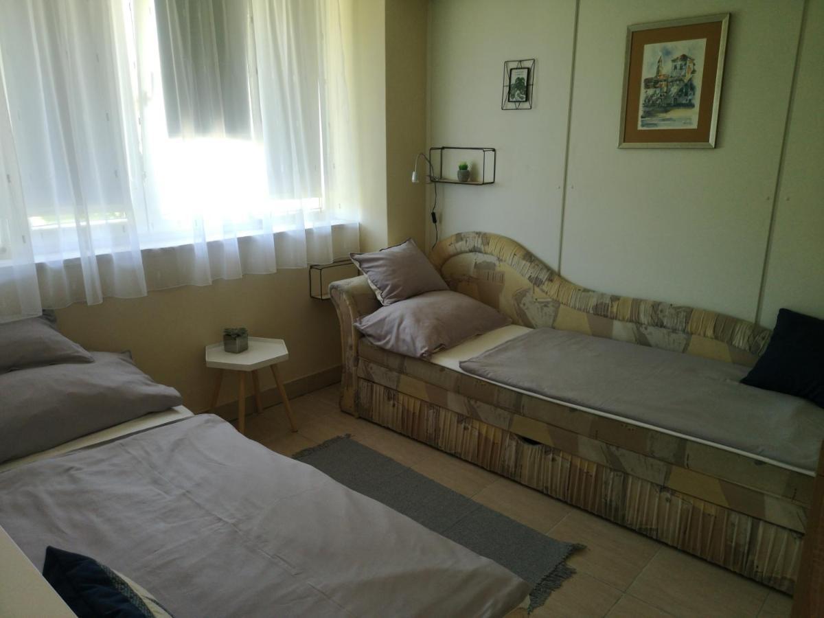 Gyenesi Virag Apartman Gyenesdiás Værelse billede